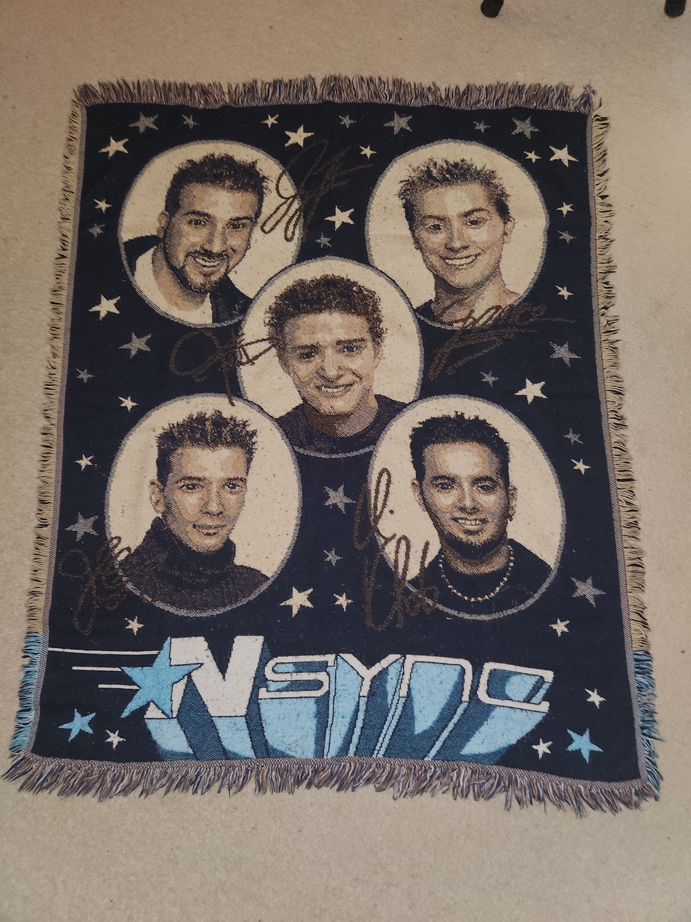 NSYNC Navy and Cream Decorative Woven Throw Blanket/Pillow Case Set